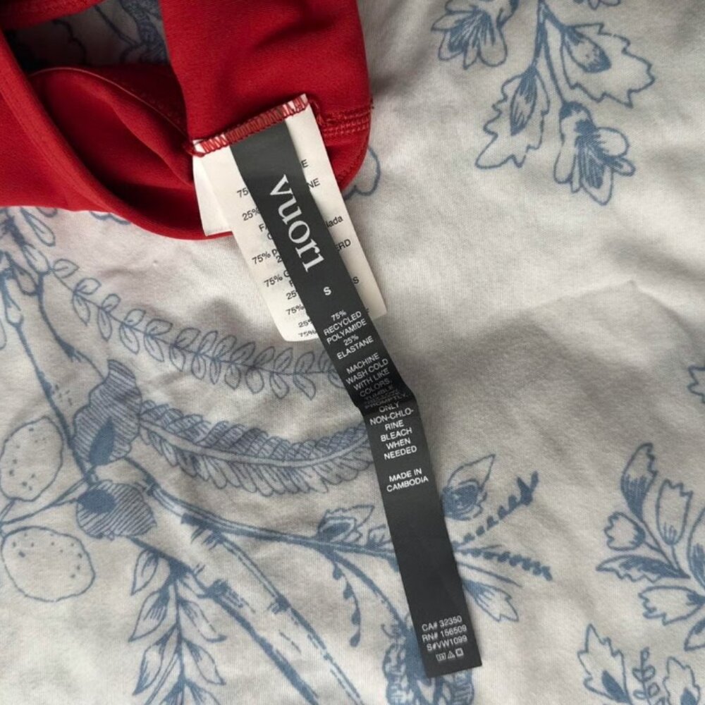 Vuori all the Feels Bliss Blend Set, Scarlet Red, Top Small, Leggings XS - Picture 3 of 4